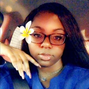 Meet your Posher, Deja